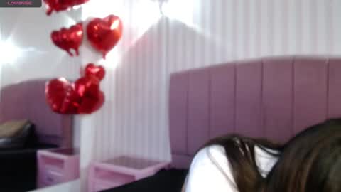 Snapshot of victoria017 chatting on 02/20/25, 04:18 Victoria online show from 02/20/25, 04:18