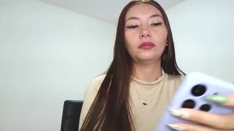 Victoria  online show from 03/28/26, 02:22