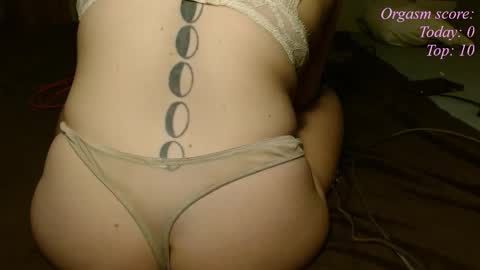 Snapshot of victoria97 chatting on 10/29/25, 10:22 Victoria97 online show from 10/29/25, 10:22