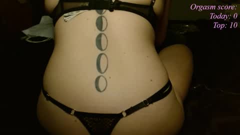 Snapshot of victoria97 chatting on 11/08/25, 09:13 Victoria97 online show from 11/08/25, 09:13