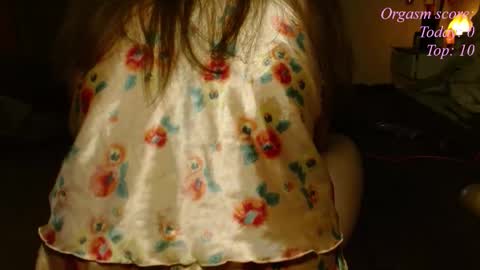 Snapshot of victoria97 chatting on 11/27/25, 09:39 Victoria97 online show from 11/27/25, 09:39