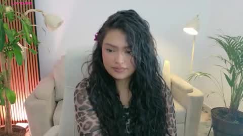 Snapshot of victoria___moon chatting on 07/17/26, 03:07 victoria online show from 07/17/26, 03:07