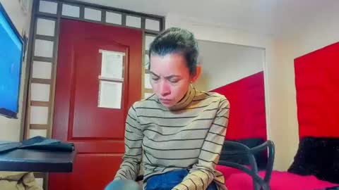 Victoria  grey  online show from 05/21/26, 08:27