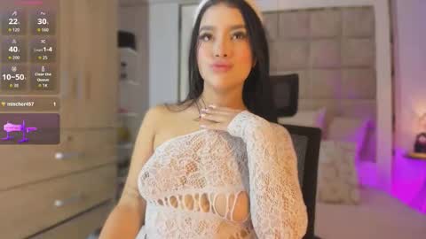 Snapshot of victoria_adaams1 chatting on 10/20/25, 02:17 Victoria valentina  online show from 10/20/25, 02:17