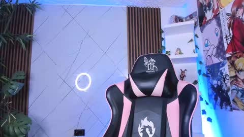  Victoria for you  online show from 02/20/25, 12:25