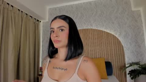 Snapshot of victoria_blakee chatting on 07/19/26, 02:48 Victoria online show from 07/19/26, 02:48