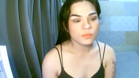 Snapshot of victoria_browen chatting on 12/17/24, 07:29 victoria online show from 12/17/24, 07:29