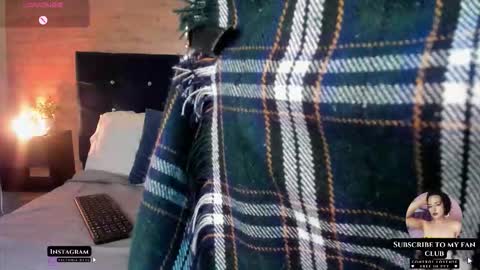 Victoria online show from 10/22/25, 10:20