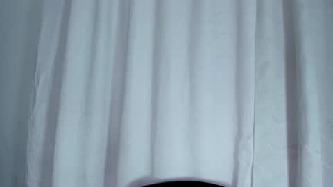 Snapshot of victoria_cooper3 chatting on 09/12/25, 11:32 valentina online show from 09/12/25, 11:32