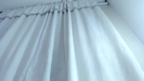 Snapshot of victoria_cooper3 chatting on 09/20/25, 11:33 valentina online show from 09/20/25, 11:33