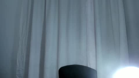 Snapshot of victoria_cooper3 chatting on 09/22/25, 11:34 valentina online show from 09/22/25, 11:34