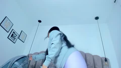 Snapshot of victoria_cooper3 chatting on 09/28/25, 11:48 valentina online show from 09/28/25, 11:48