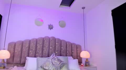 valentina online show from 02/23/26, 12:13