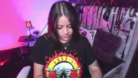 victoria_floyd1 online show from 06/09/26, 10:54
