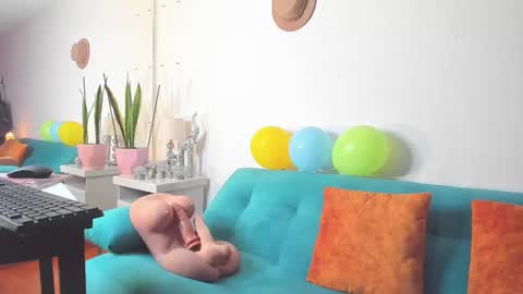 Victoria  online show from 03/07/25, 01:09