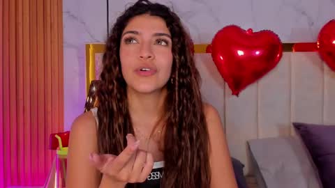 Snapshot of victoria_joliegb chatting on 02/15/25, 03:50 Victoria Lozano online show from 02/15/25, 03:50