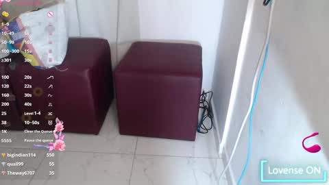 victoria online show from 01/25/25, 04:45