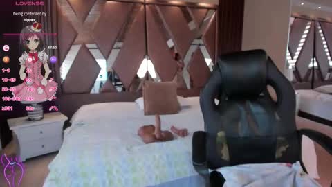 Snapshot of victoria_mooree chatting on 11/06/25, 06:31 Victoria Everyday From 1400 to 2130 Col Time online show from 11/06/25, 06:31