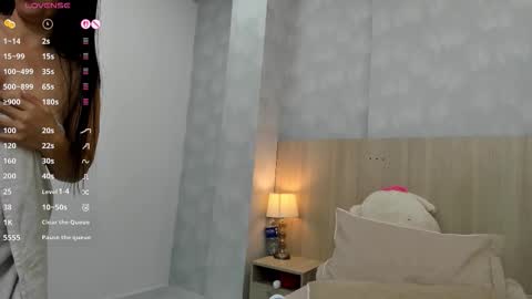 victoria_pachon online show from 01/14/26, 07:25