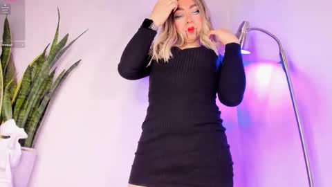 D A N I online show from 10/31/25, 02:56