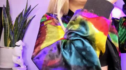 D A N I online show from 11/03/25, 05:36