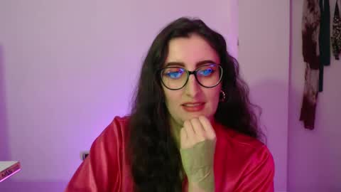 Victoria online show from 10/14/25, 09:48