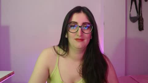 Victoria online show from 01/31/26, 09:02