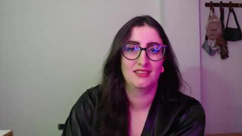 Victoria online show from 03/20/26, 09:08