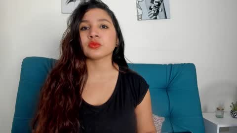 Snapshot of victoria_rossee chatting on 02/16/26, 12:45 VICTORIA online show from 02/16/26, 12:45