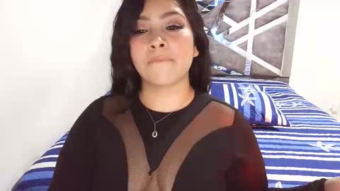 victoria_rossx online show from 05/02/26, 10:48