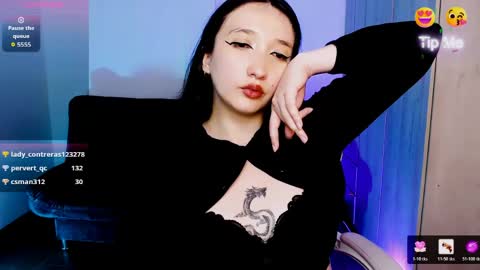 Victoria online show from 04/16/26, 09:39