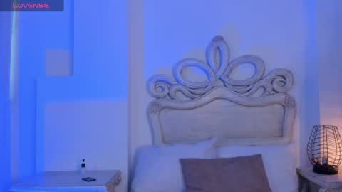 Snapshot of victoria_vallejo chatting on 12/05/24, 11:38 victoria  online show from 12/05/24, 11:38