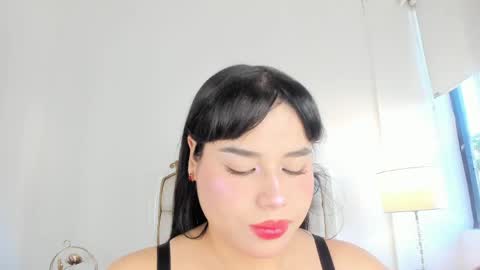 victoria  online show from 05/28/26, 11:40