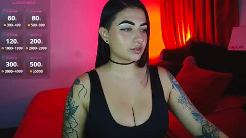 Snapshot of victoria_vox chatting on 05/27/26, 03:47 Victoria online show from 05/27/26, 03:47
