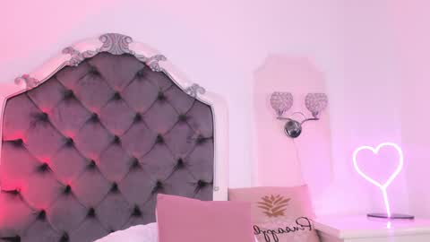 victoria_watsson online show from 02/01/25, 03:07