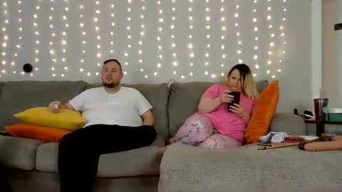 Victoria and Jesse online show from 12/10/24, 12:16