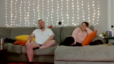 Victoria and Jesse online show from 01/04/25, 11:33