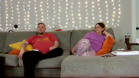 Victoria and Jesse online show from 01/16/25, 03:35