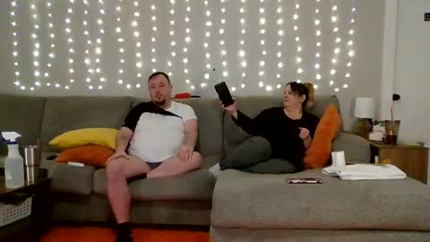 Victoria and Jesse online show from 02/10/25, 12:29