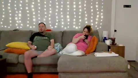 Victoria and Jesse online show from 02/14/25, 09:56