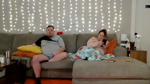 Victoria and Jesse online show from 02/16/25, 12:43