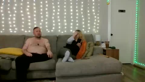 Victoria and Jesse online show from 09/10/25, 10:43