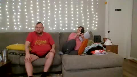 Victoria and Jesse online show from 10/09/25, 08:01