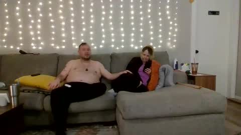 Victoria and Jesse online show from 11/01/25, 11:51