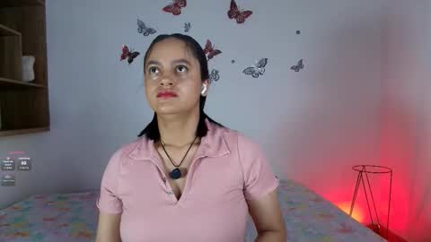 Victoria online show from 11/18/25, 11:03