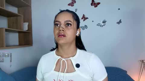 Victoria online show from 12/18/25, 11:27