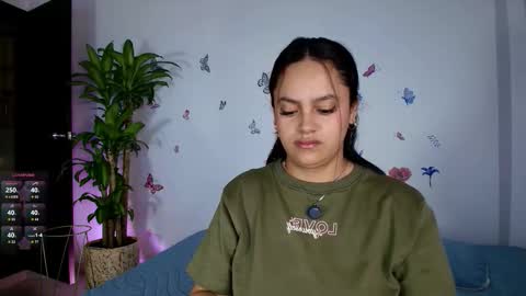 Victoria online show from 02/15/26, 08:57