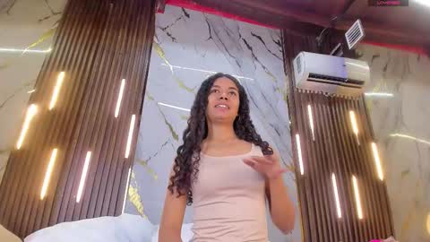 Victoria  online show from 12/18/25, 08:26