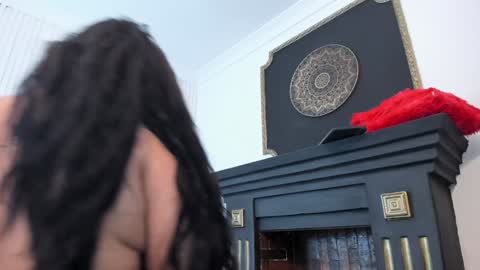 Victoria  online show from 01/18/25, 05:48