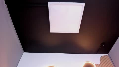 VICTORIA JOHNS online show from 02/01/25, 03:18